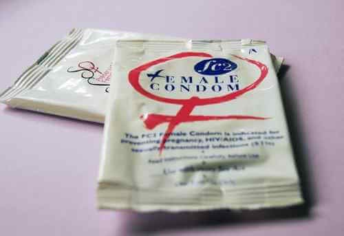 prevención del VIH - foto de condón femenino
